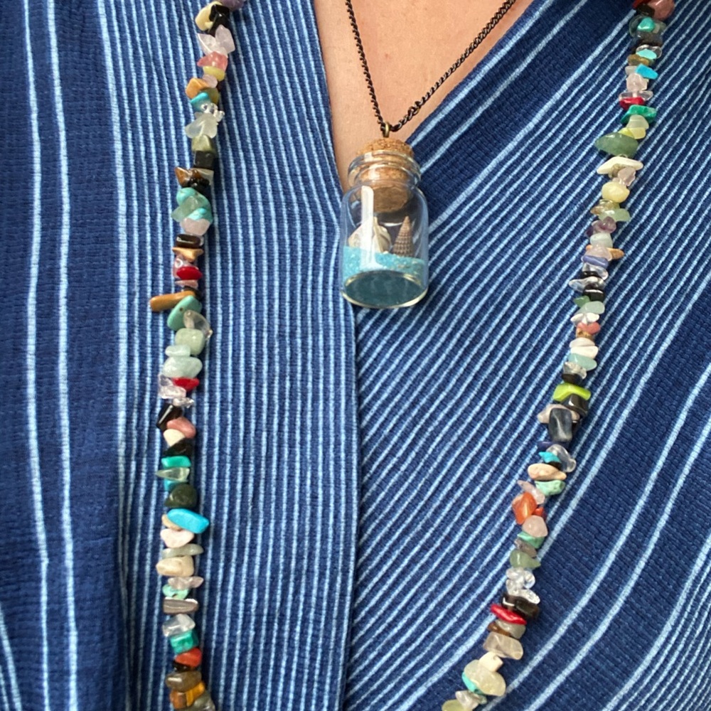 💌💙Sending out an SOS glass treasure necklace